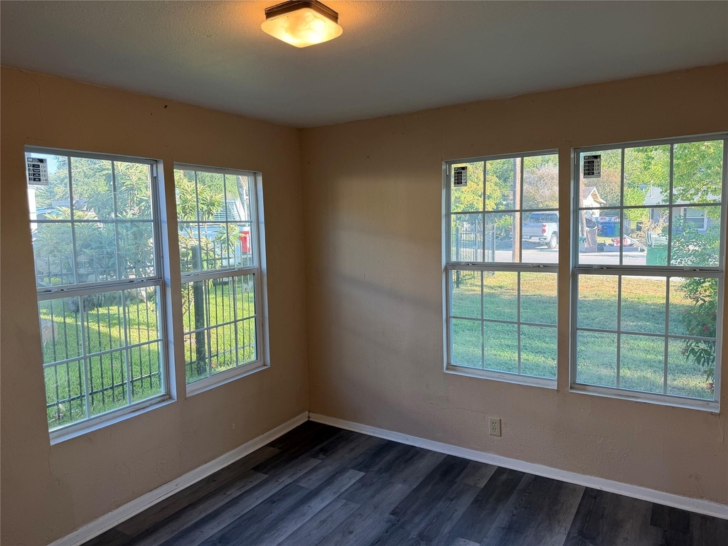 243 Brandywine Avenue - Photo 9