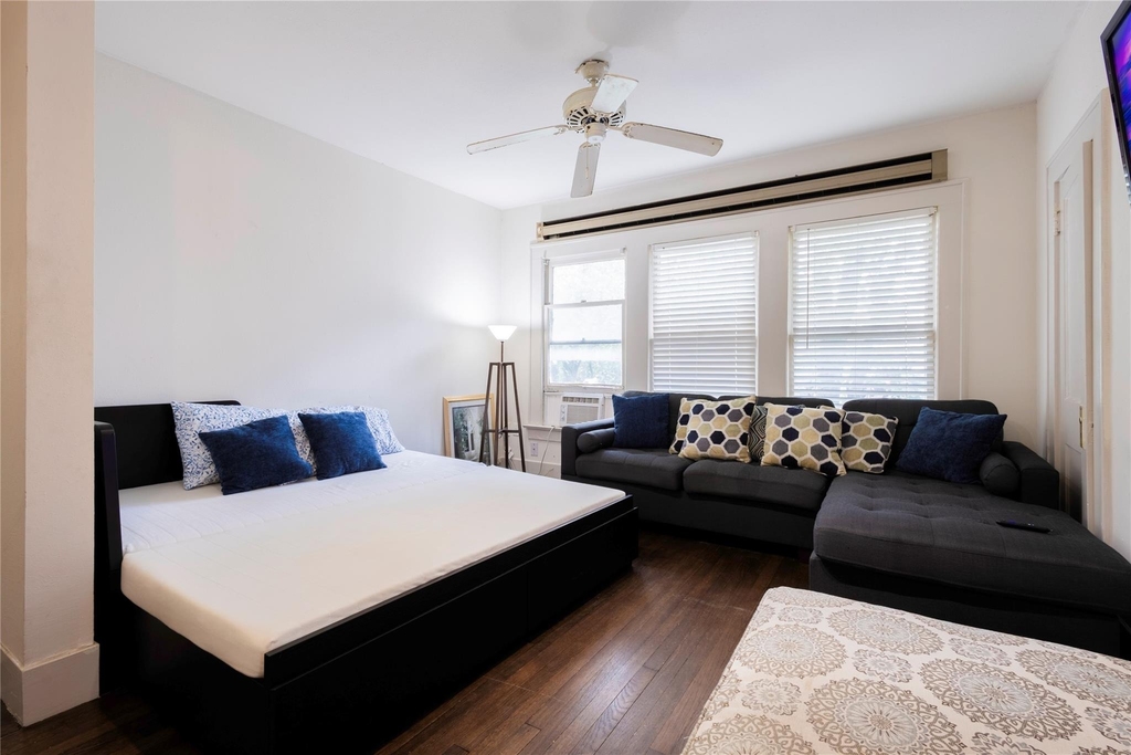 2509 Whitney Street - Photo 12