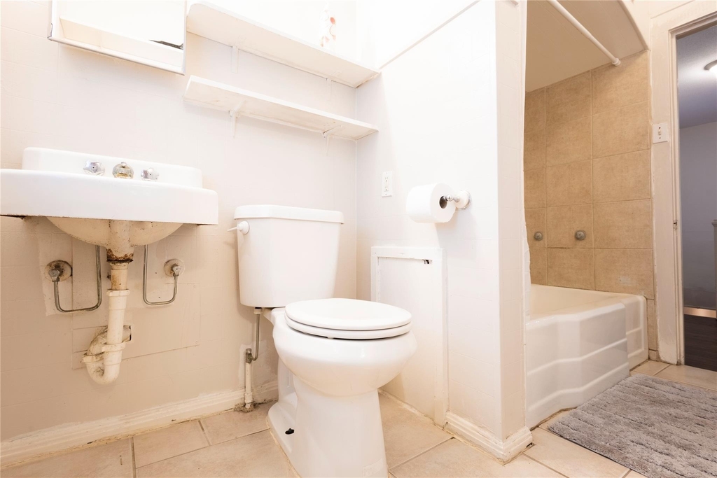 2509 Whitney Street - Photo 13