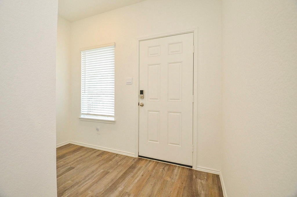 5427 Magnolia Heath Lane - Photo 3