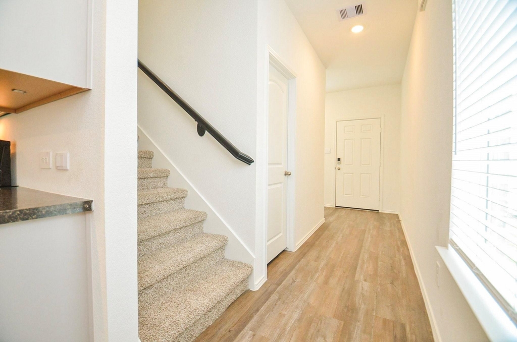 5427 Magnolia Heath Lane - Photo 4