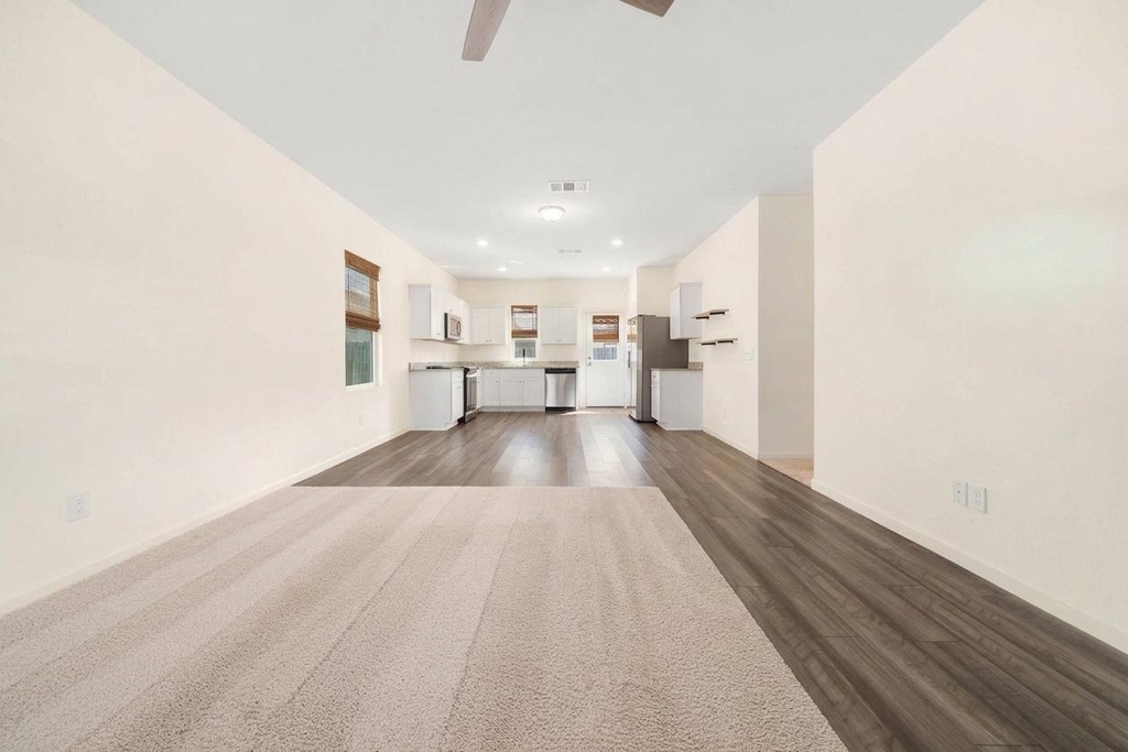 1073 Water Oak Lane - Photo 4