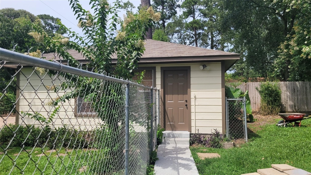 110 Sunset Boulevard - Photo 34