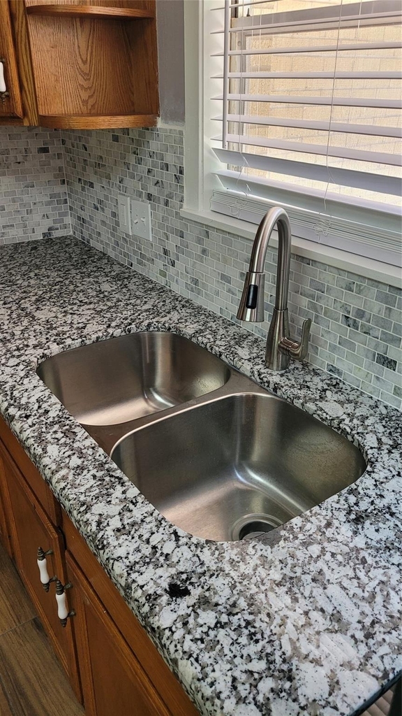 110 Sunset Boulevard - Photo 4