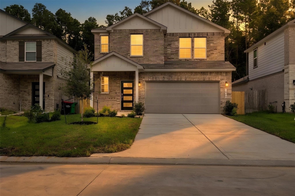 7926 Alset Dr - Photo 0