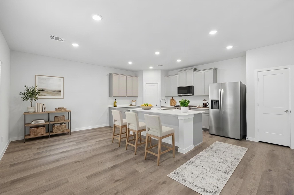 7926 Alset Dr - Photo 8