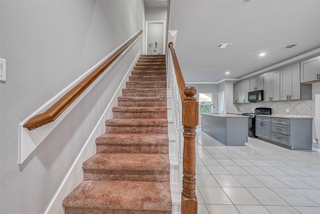 7903 Moon Beam Street - Photo 5