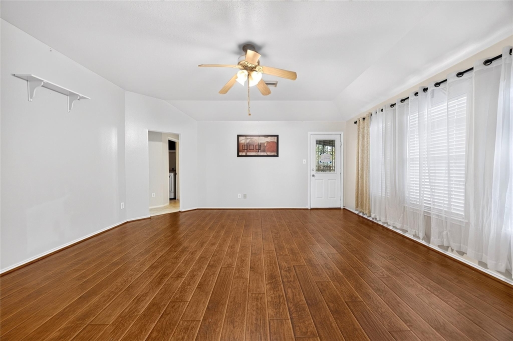 12835 Wisteria Park Drive - Photo 11
