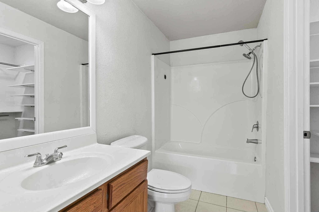 5775 Shadowbend Circle S - Photo 17