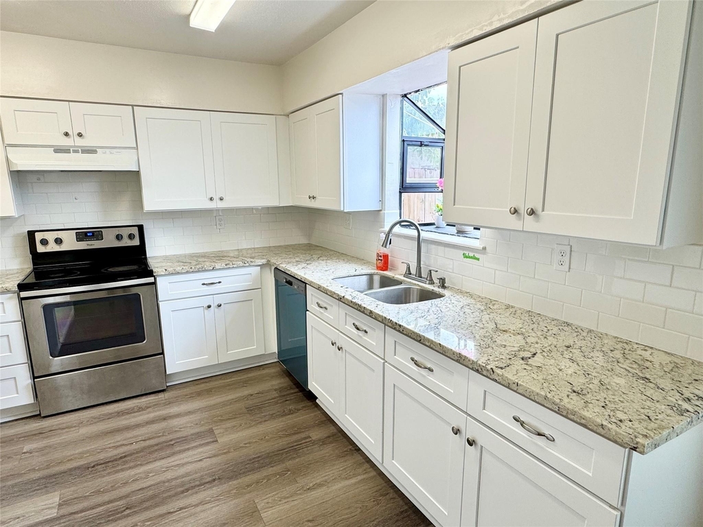 9901 Sharpcrest Street - Photo 4