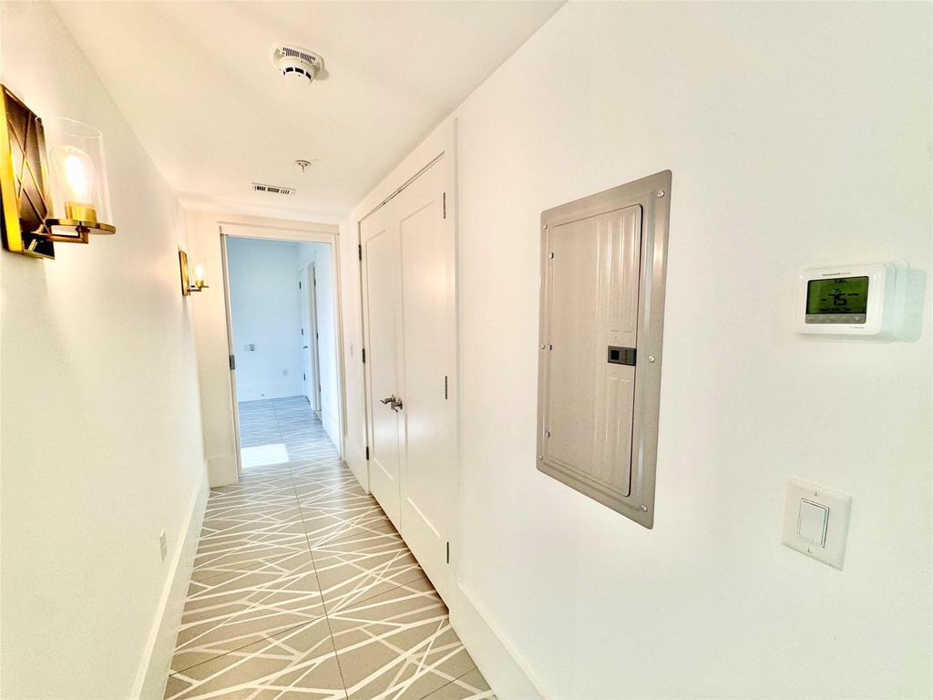 2201 Market Street - Photo 8