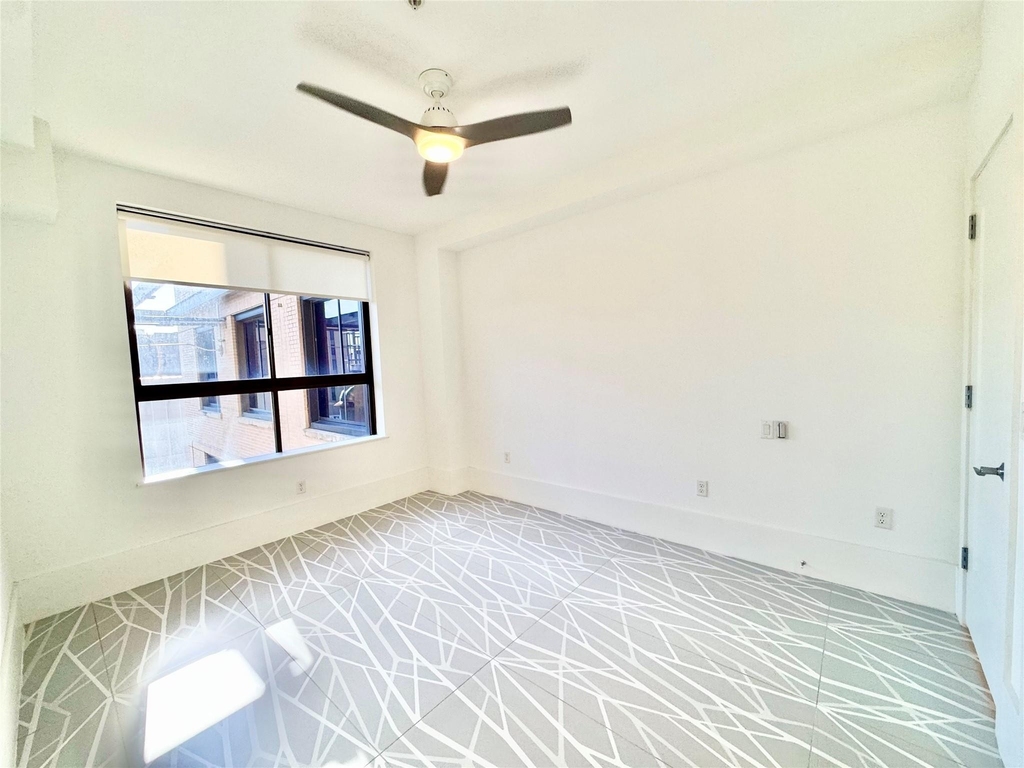 2201 Market Street - Photo 10