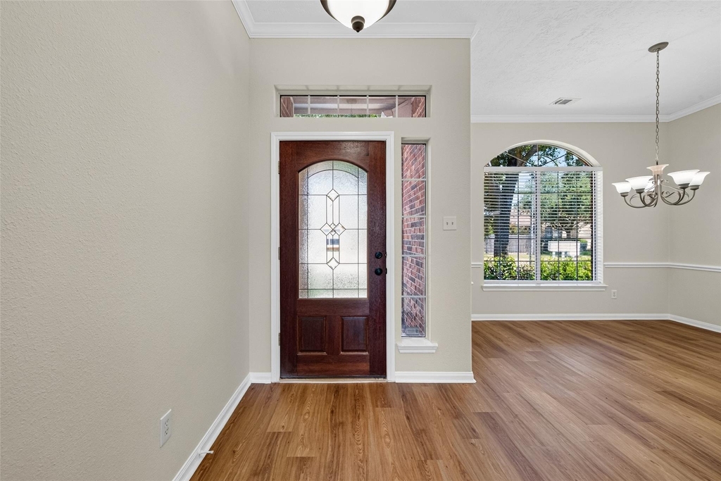 16719 Bishop Knoll Lane - Photo 9