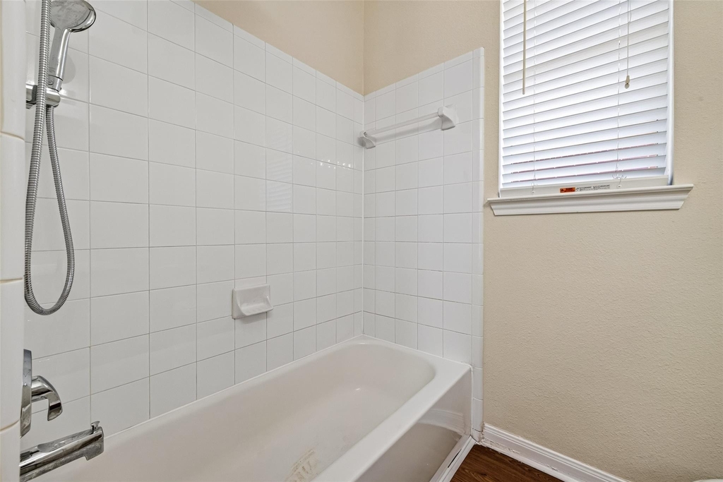 16719 Bishop Knoll Lane - Photo 33