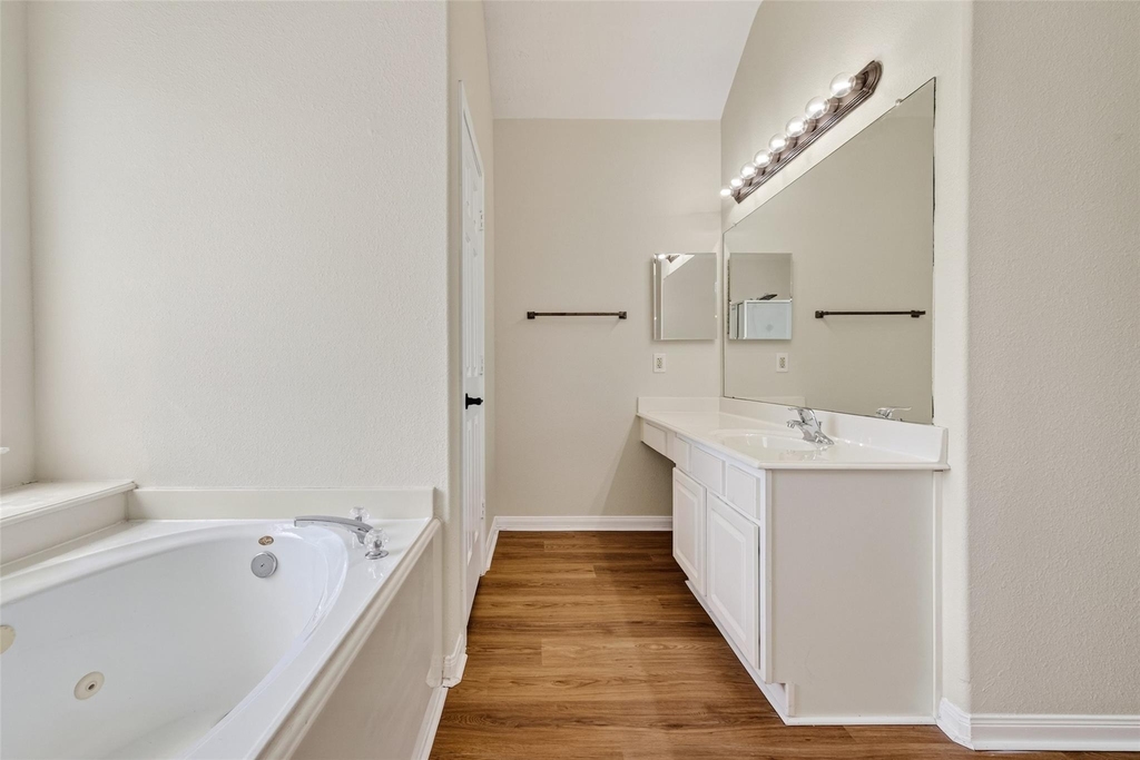 16719 Bishop Knoll Lane - Photo 41