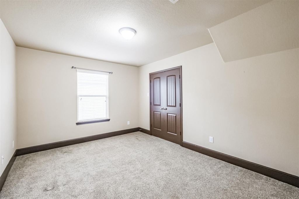 2606 Maverick Park Lane - Photo 36