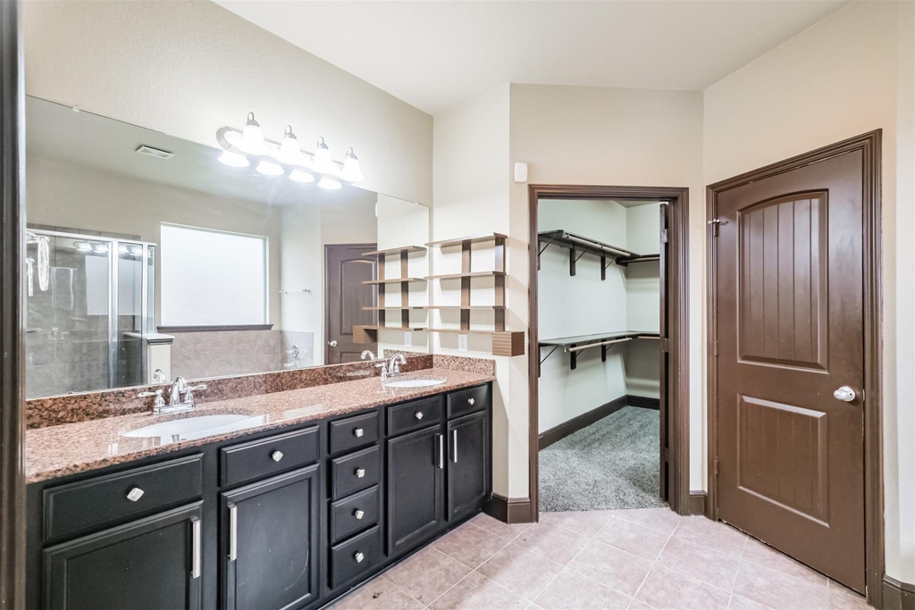 2606 Maverick Park Lane - Photo 23