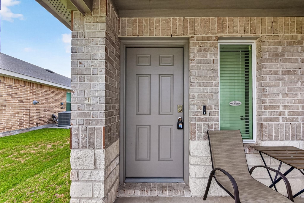 5411 Wyndham Ridge Lane - Photo 2