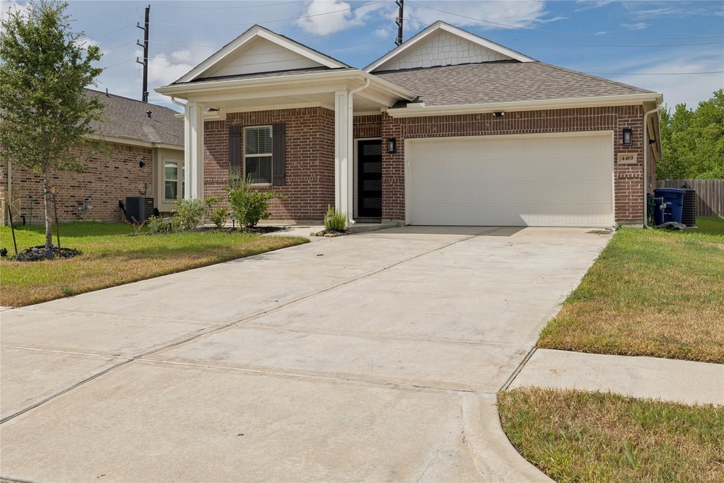 4419 Bay Vista Drive - Photo 2