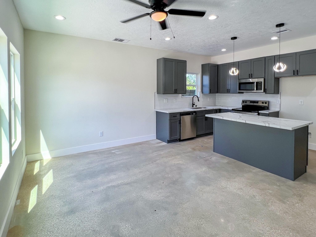 4315 Plaag - Photo 2