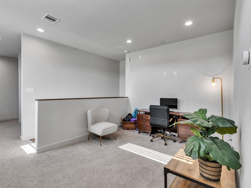 5702 Rucio Lane - Photo 17