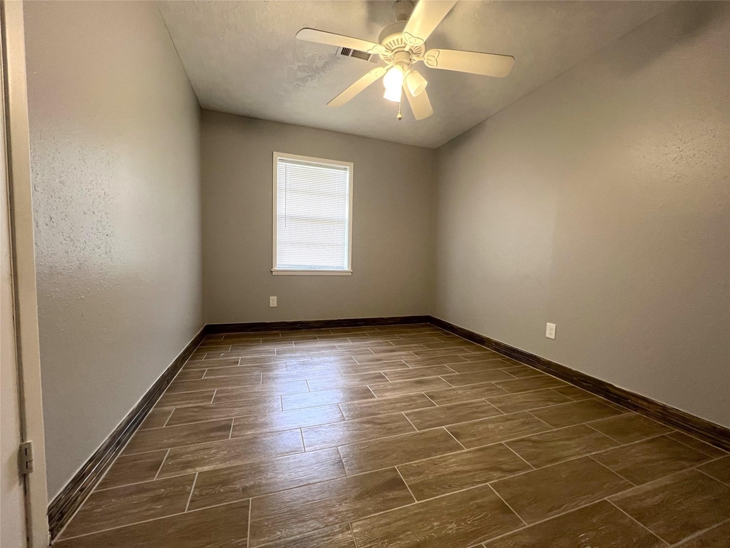377 State Highway 75 N - Photo 18