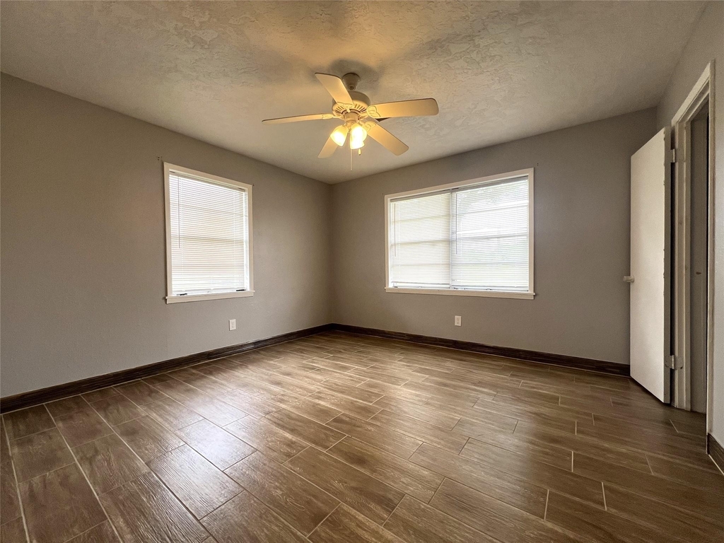 377 State Highway 75 N - Photo 16