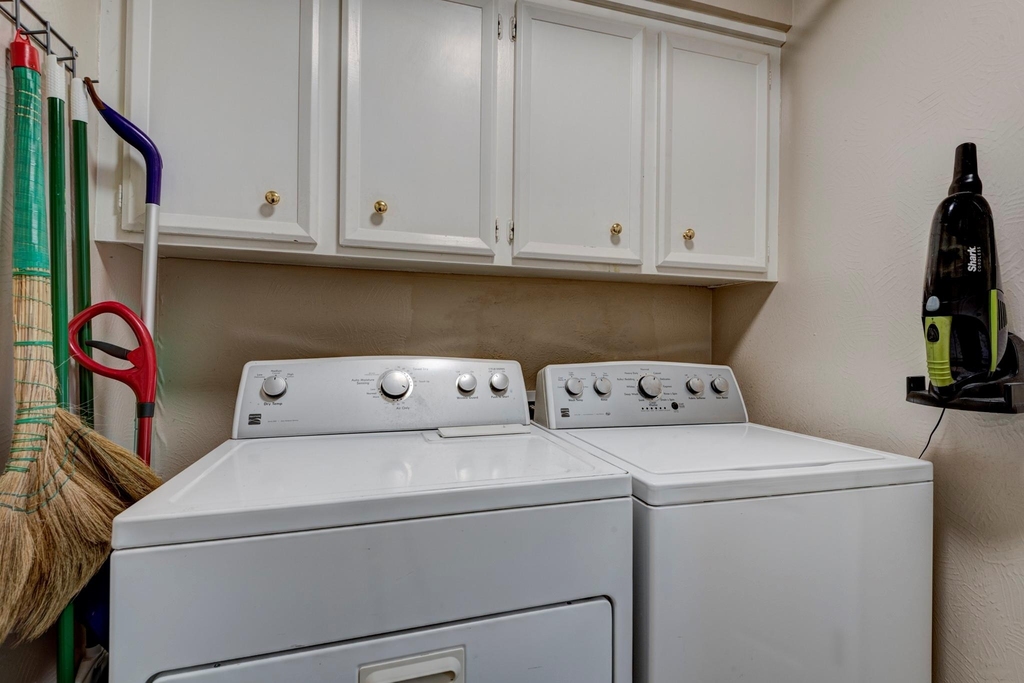 5503 Glenmere Lane - Photo 14