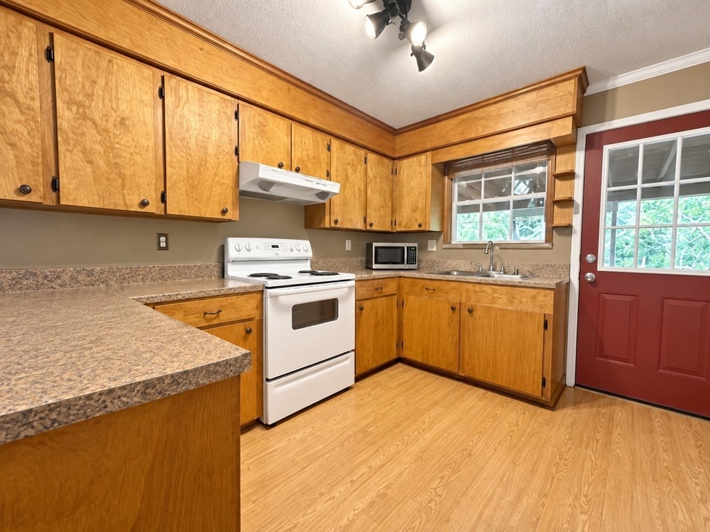 12392 Fm 1300 Road - Photo 2