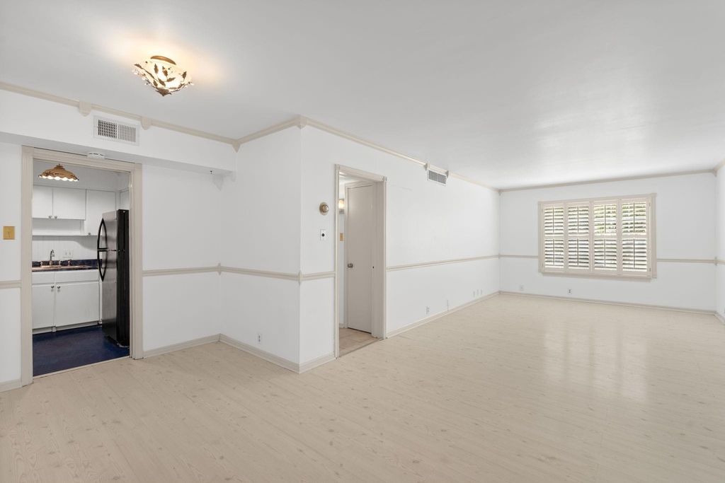 2601 Bellefontaine Street - Photo 3