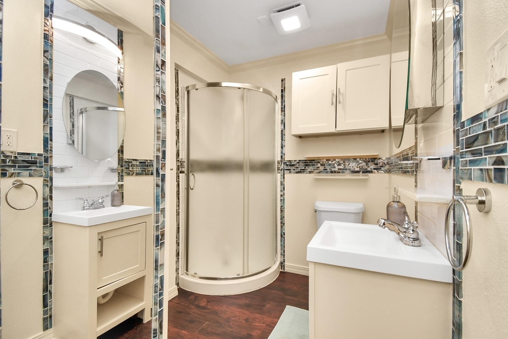 9606 Beverlyhill Street - Photo 34