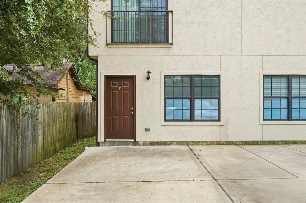 1718 Roxella Street - Photo 22