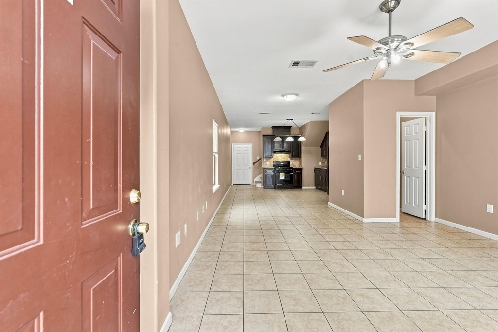 1718 Roxella Street - Photo 1