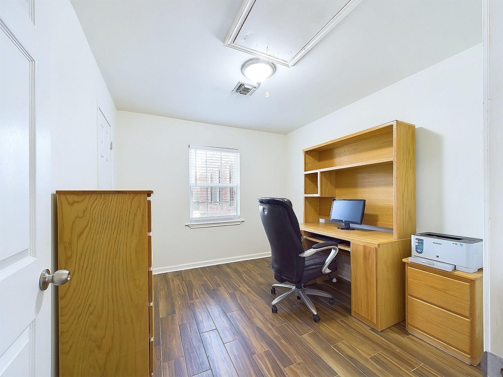 2814 Balmorhea Avenue - Photo 30