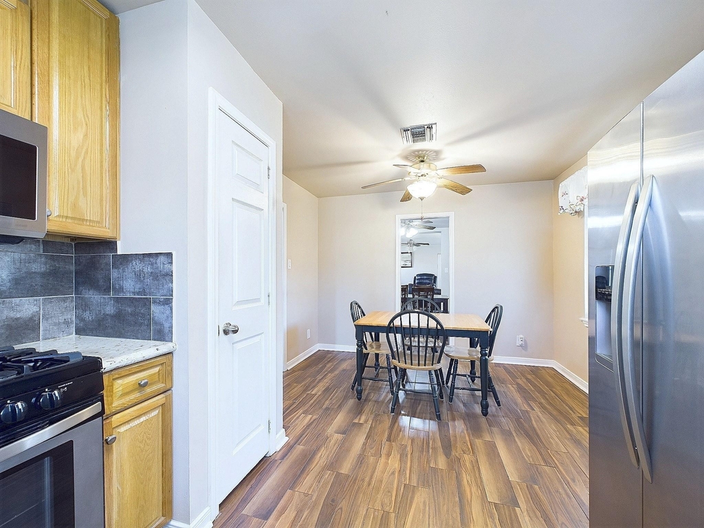 2814 Balmorhea Avenue - Photo 21