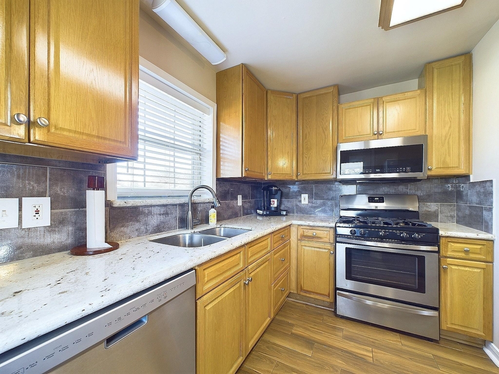2814 Balmorhea Avenue - Photo 19