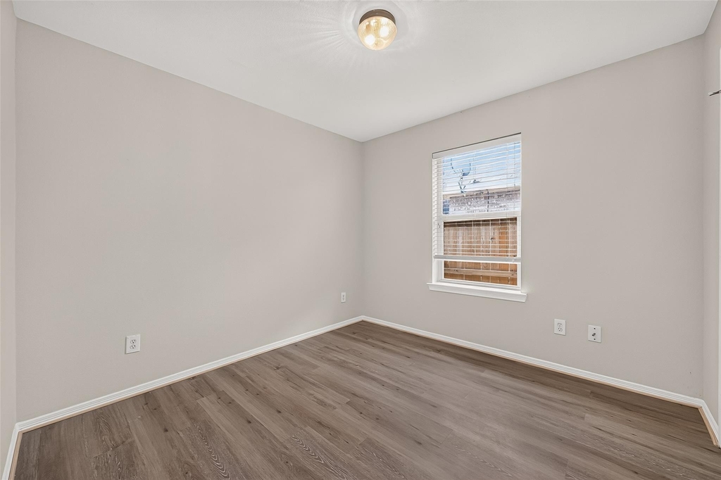 6015 Ida Rose Court - Photo 16