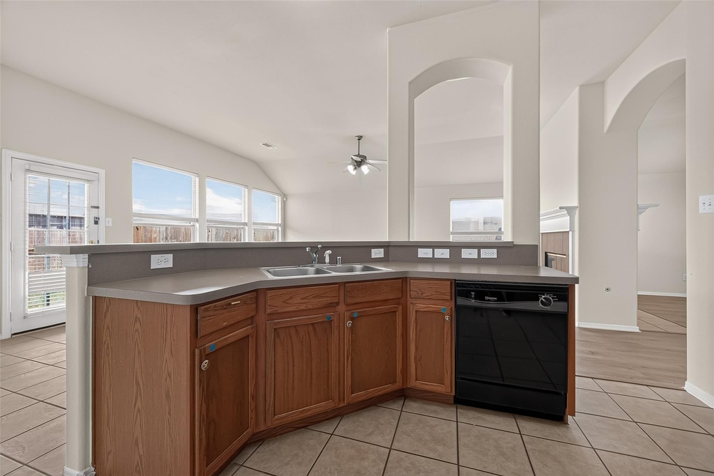 6015 Ida Rose Court - Photo 23