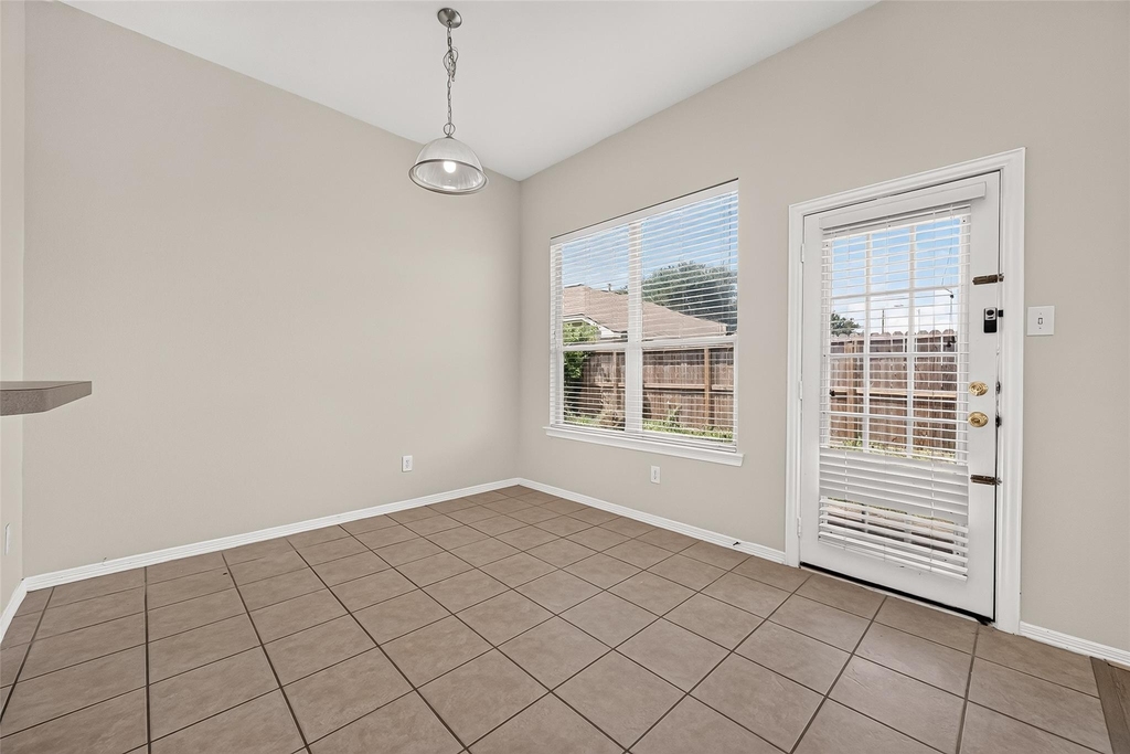 6015 Ida Rose Court - Photo 30