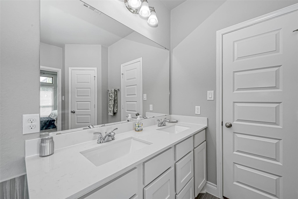 6935 Goldstrum Way - Photo 23