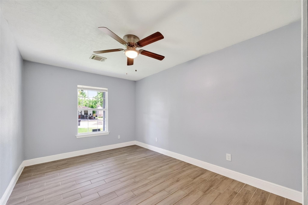 3031 Groton Drive - Photo 15
