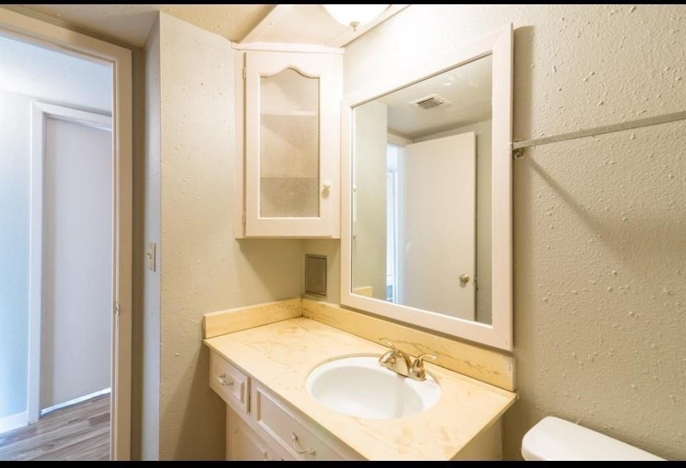 7621 Gleason Road - Photo 8