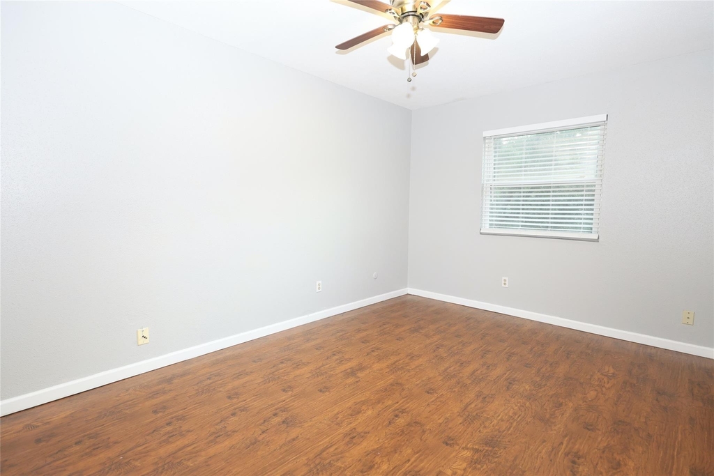 720 Memorial Mews Street - Photo 7