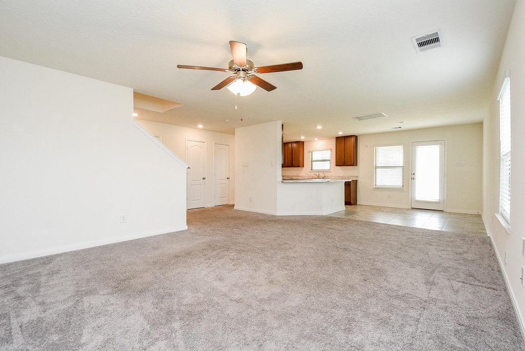 15102 Darbydale Drive - Photo 2
