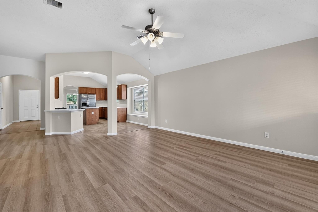 11714 Bollinger Park Court - Photo 16