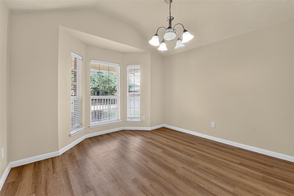 11714 Bollinger Park Court - Photo 4