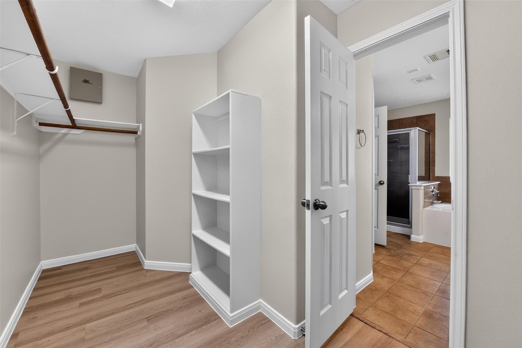 11714 Bollinger Park Court - Photo 28