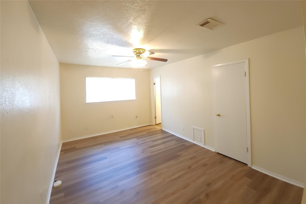 5322 Royal Oak Drive - Photo 9