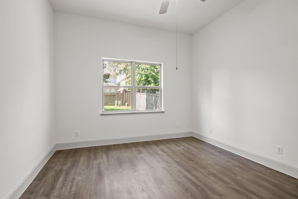 71 Black Swan Place - Photo 11