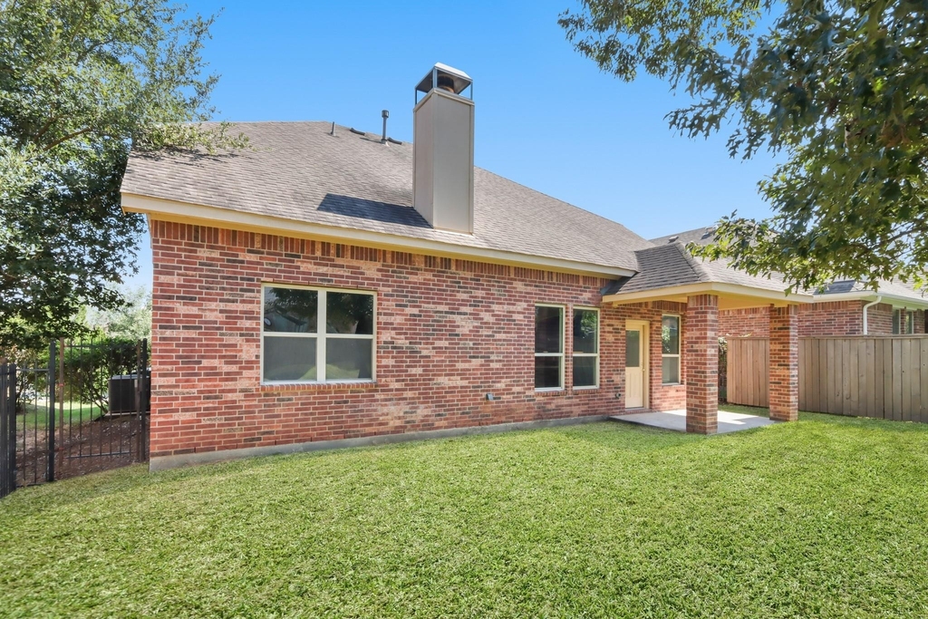 71 Black Swan Place - Photo 32